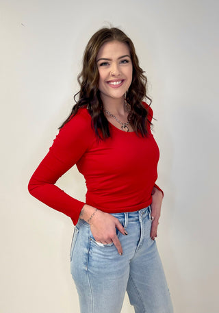 Special Gaze Red Top