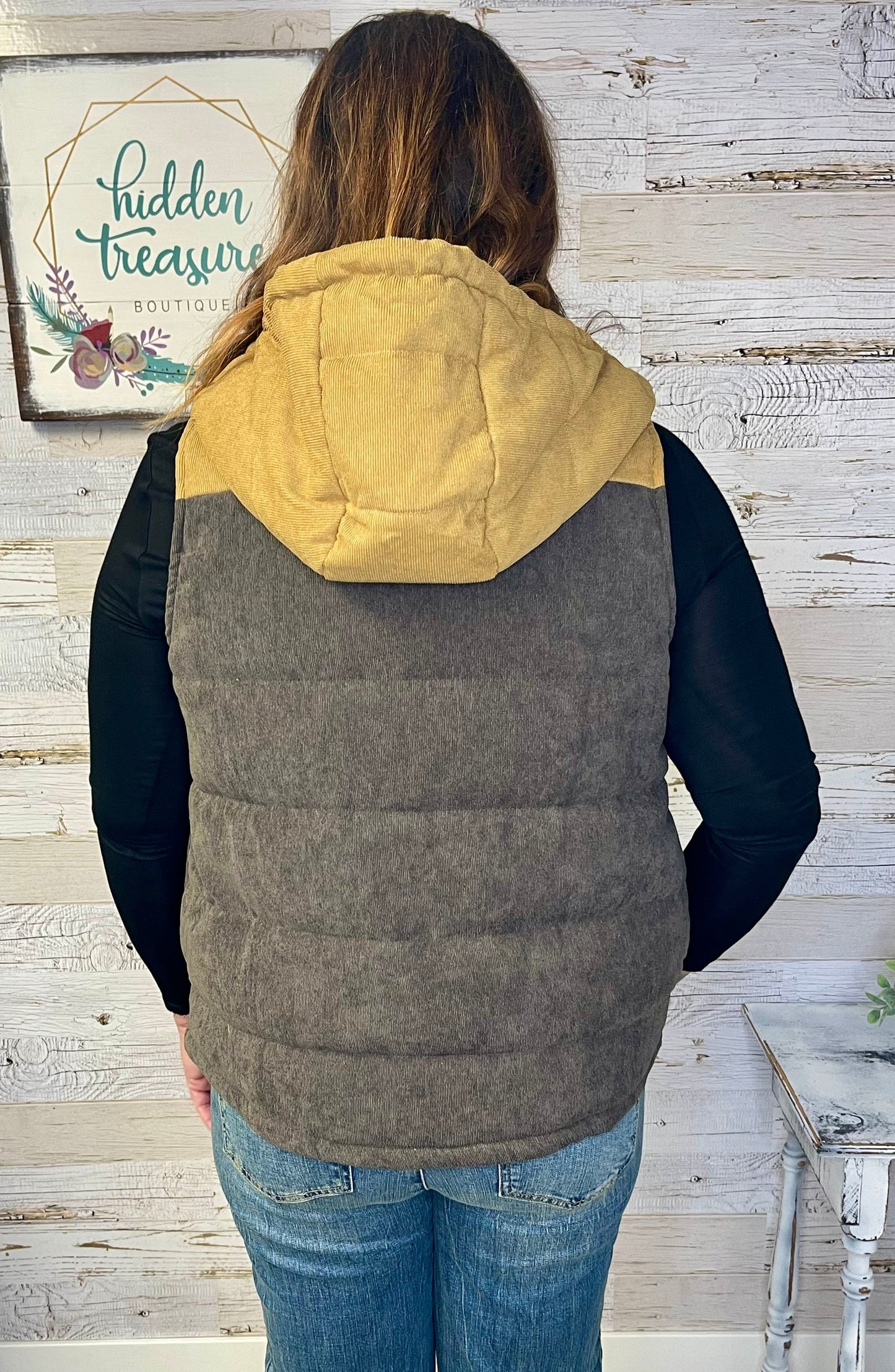 Contrast Puffer Vest