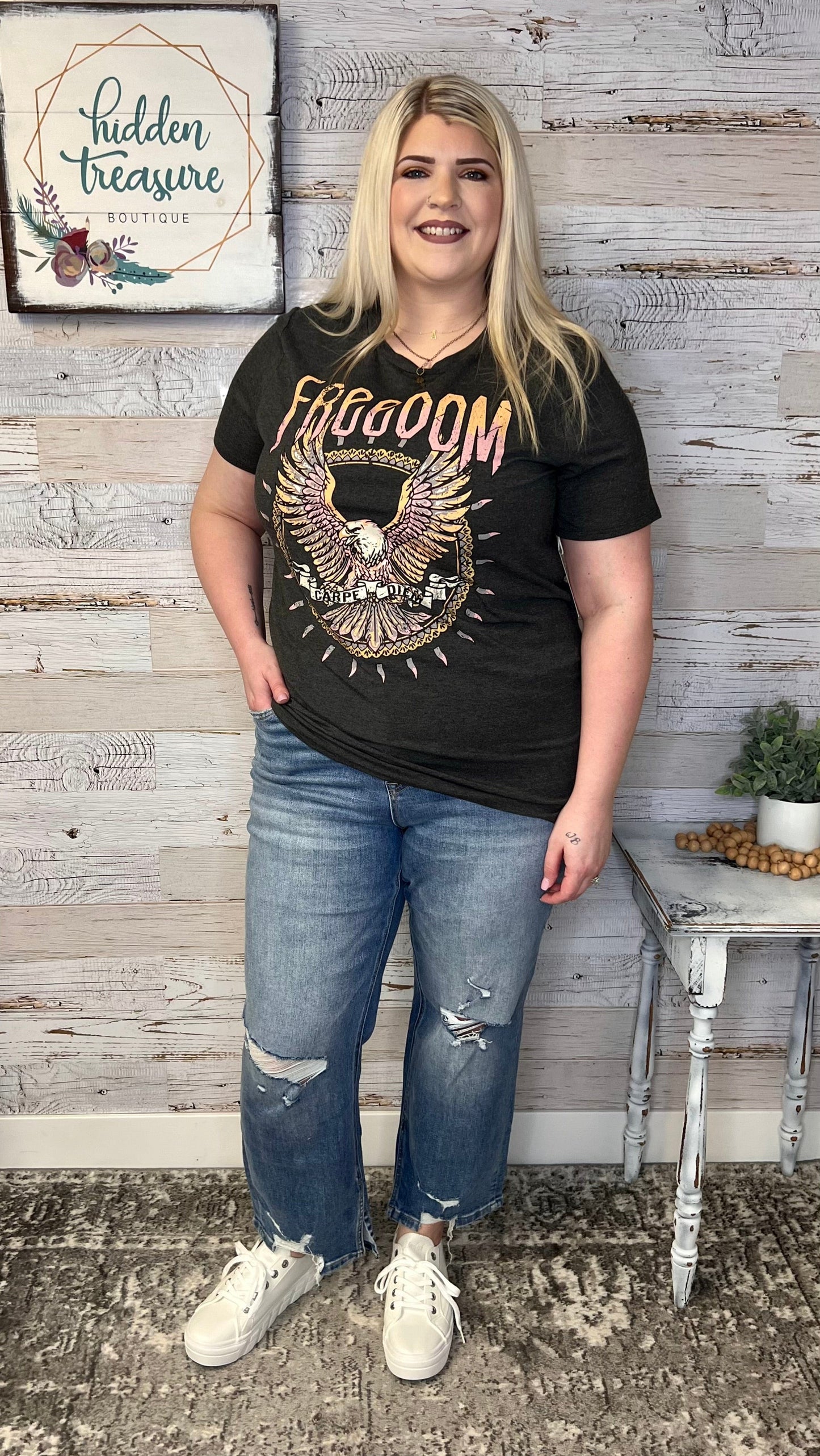 Girlfriend Fit Graphic - Freedom