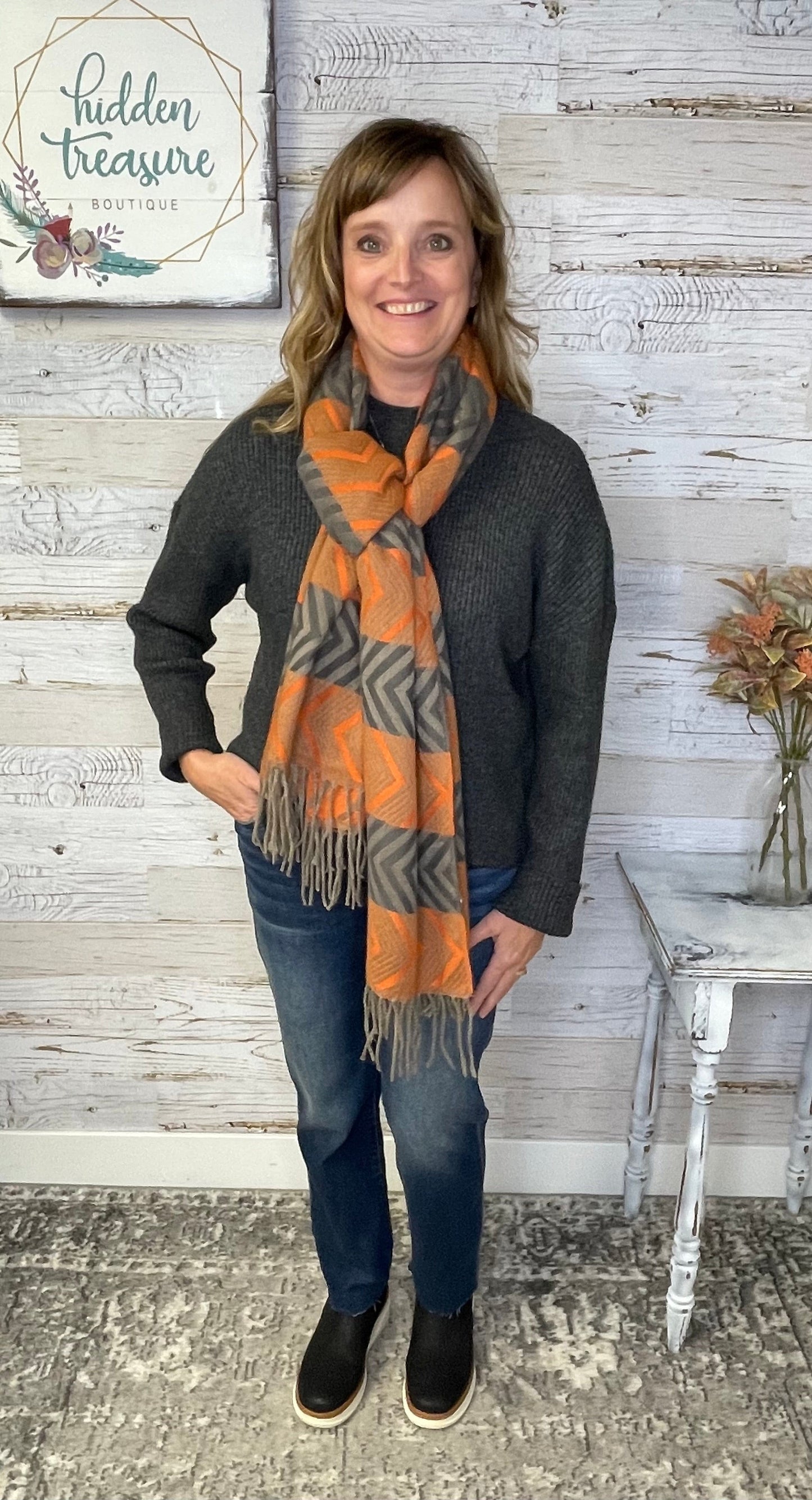 Chevron Scarf - Grey/Orange