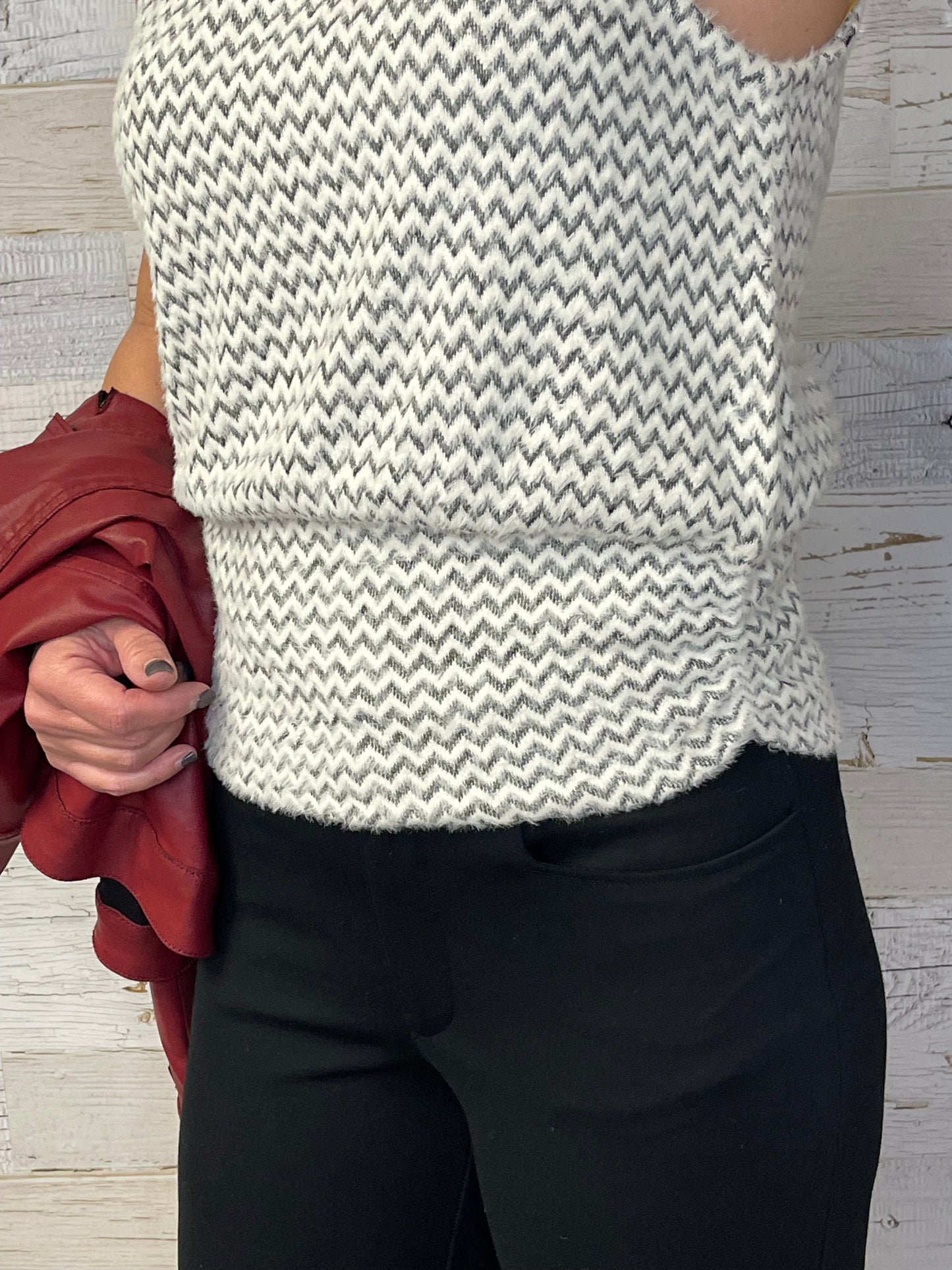 Sleeveless Turtleneck Knit Top