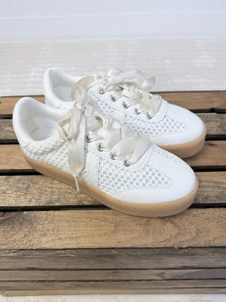 Axel Off White Sneaker - Shop Hidden Treasure Boutique
