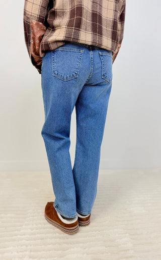 Classic Striaght Leg Jeans - Shop Hidden Treasure Boutique
