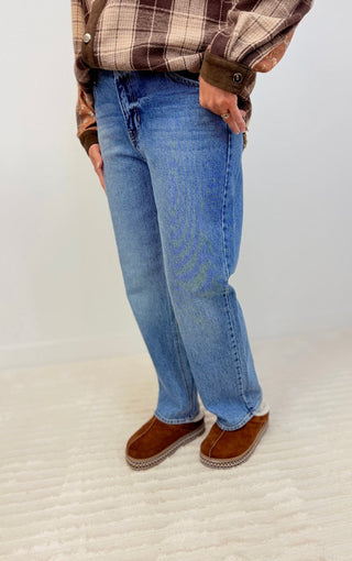 Classic Striaght Leg Jeans - Shop Hidden Treasure Boutique