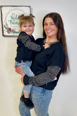 mama and mini matching leopard tops