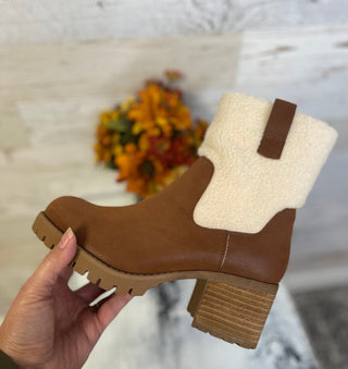 Jakob Boot - Cognac - Shop Hidden Treasure Boutique