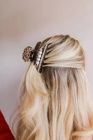 Love Is In The Air Claw Clip - Shop Hidden Treasure Boutique