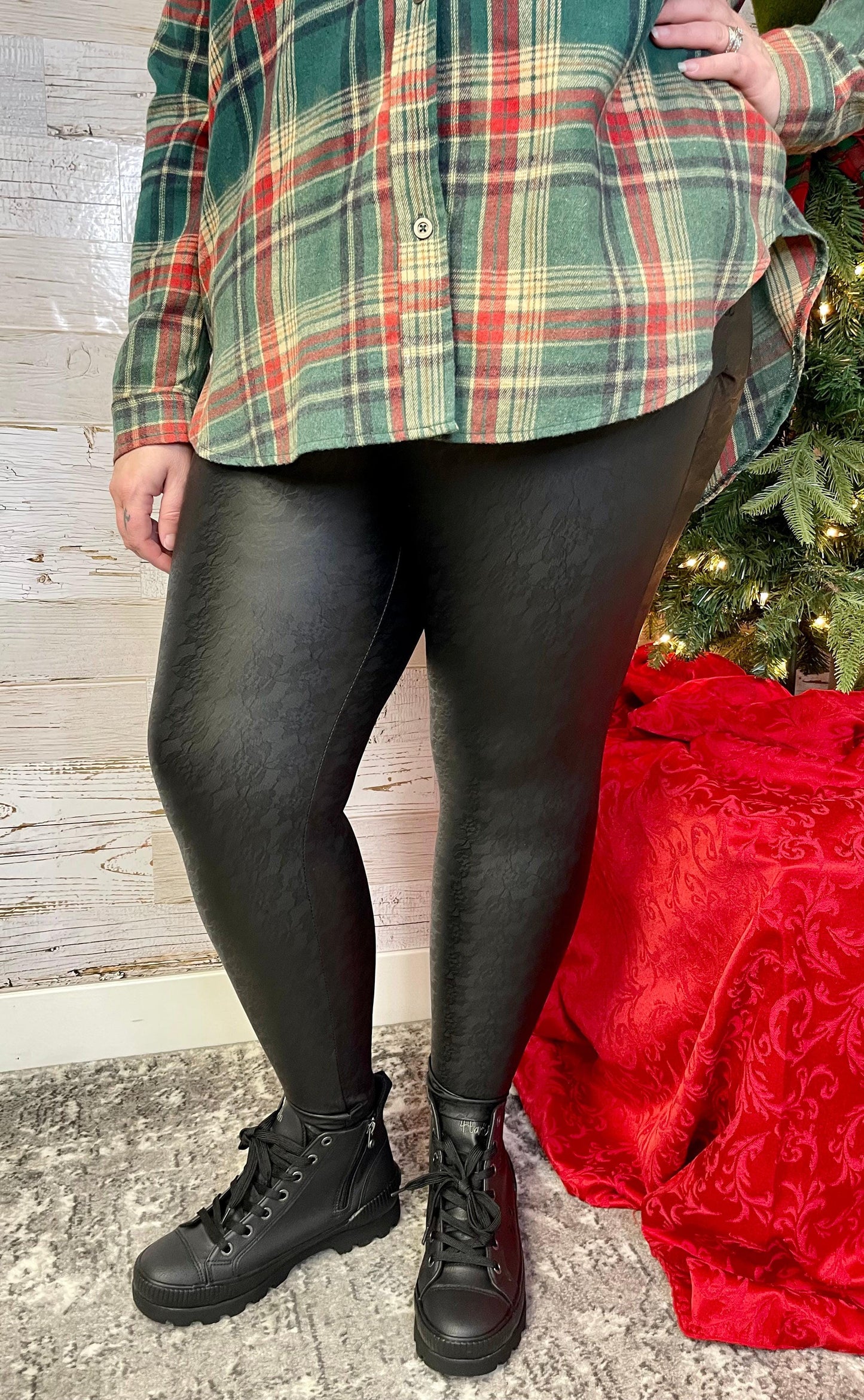 Lace Printed Curvy Leggings